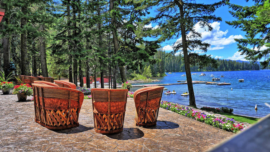 Marina Associate Cultus Lake Resort